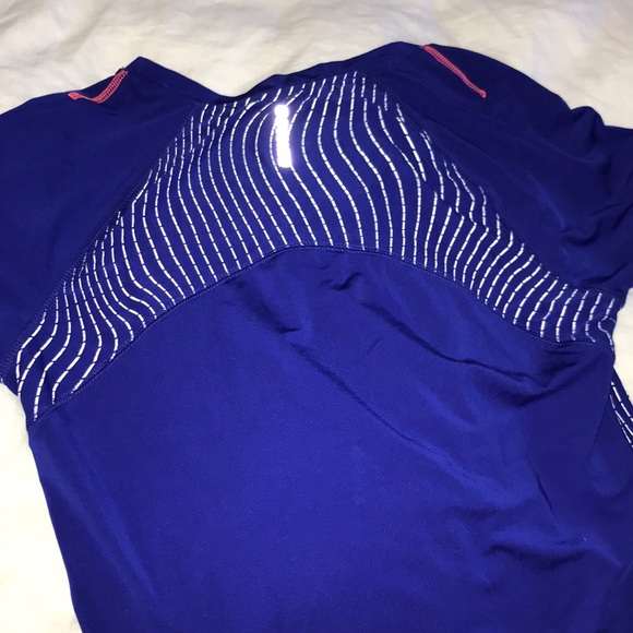 Marika electric blue vneck workout top size M - Picture 4 of 4